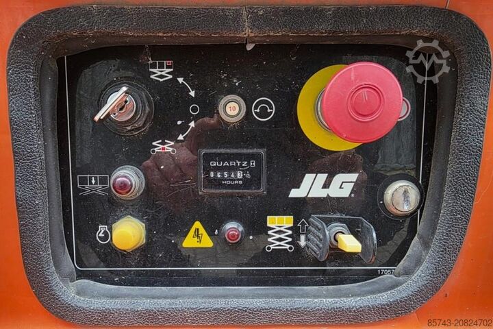 Elevador de tesoura JLG M4069 Hybrid, 14.2m Working Height, 360kg Capacity