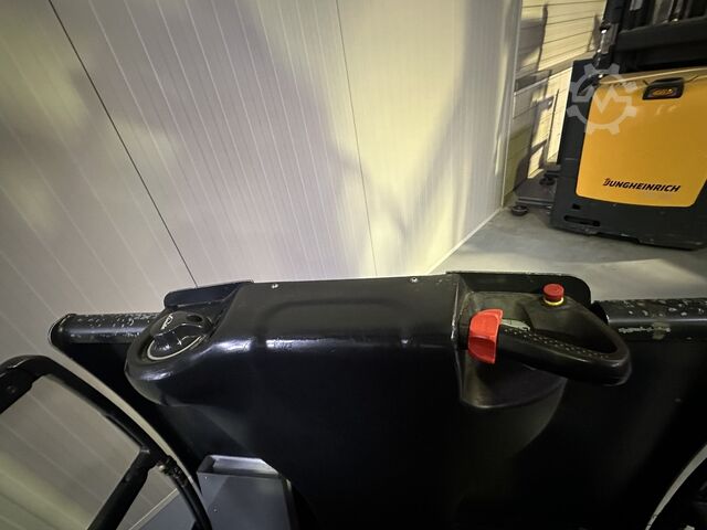 V ( 5213 ) - Guidage par fil !! DOUBLE direction !! Triplex FFL LINDE V ( 5213 ) - Wire Guidance !! DOUBLE steering !! Triplex FFL