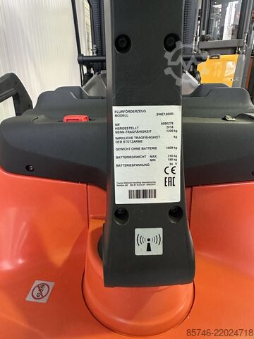 SWE 120 XR * DEMO !! REACH - MAST + Tilthanterande gafflar + Sido förflyttning !! TOYOTA SWE 120 XR * DEMO !!  REACH - MAST  +  Tilting Forks + S.S.  !!