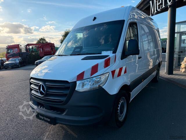 Mercedes-Benz Sprinter 317 CDI, dielenské regály, nezávislé kúrenie, ťažné zariadenie 3,5 t Mercedes-Benz Sprinter 317 CDI Werkstatt-Regal Stdheiz AHK3,5t