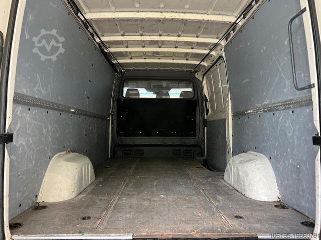 Фургон-панель VOLKSWAGEN Crafter 2,5 TDI Lang *1.Hand*Garantie*AHK*