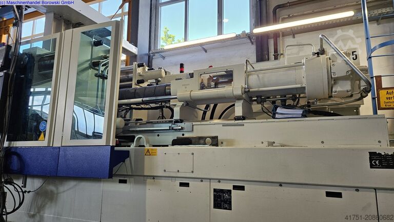 Injection moulding machine KraussMaffei KM 300-1400 CX