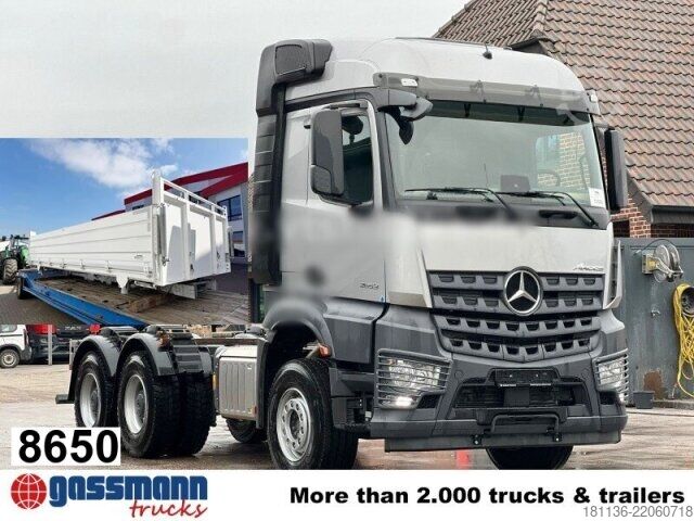 Basculantă Mercedes-Benz Arocs 2653 K 6x4, Retarder, Navi,