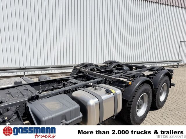 Billenő teherautó Mercedes-Benz Arocs 2653 K 6x4, Retarder, Navi,