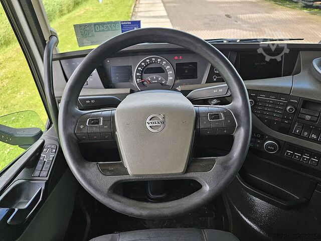 স্ট্যান্ডার্ড SZM VOLVO FH 460 XL