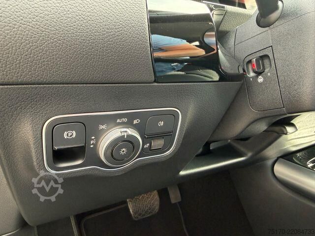 Plataforma de carga Mercedes-Benz GLA 200 d Progressive AHK+TOTW+R-Kamera+Carplay