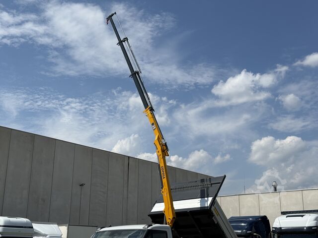Furgone ribaltabile e gru Iveco Daily 35-160