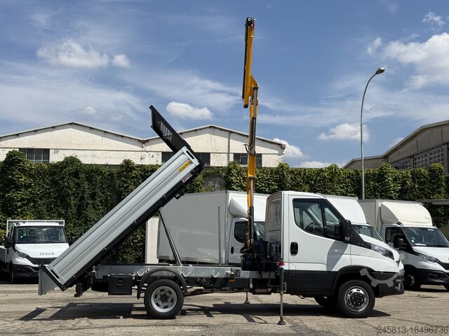 Furgone ribaltabile e gru Iveco Daily 35-160