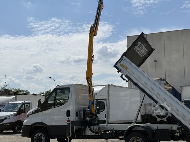 Furgone ribaltabile e gru Iveco Daily 35-160