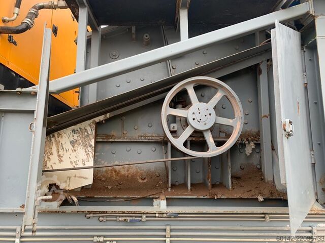 Planta móvil de trituración y cribado Vidts machinery 