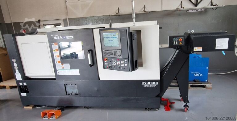 Torno CNC Hyundai WIA HD2600 Hyundai Hyundai WIA HD 2600