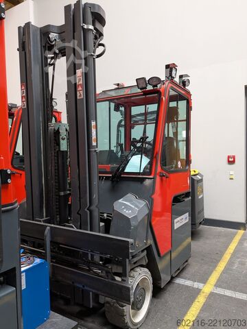 Vierwegestapler Combilift CBE4000 TRIPLEX 6500 FULL CABIN FREE LIF