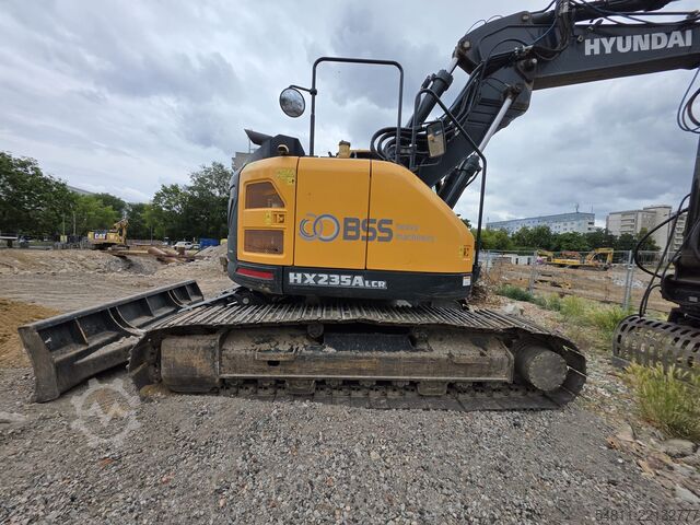 Crawler excavator Hyundai HX235 ALCR