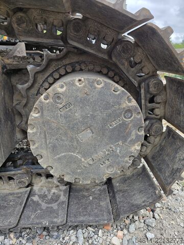 Crawler excavator Hyundai HX235 ALCR