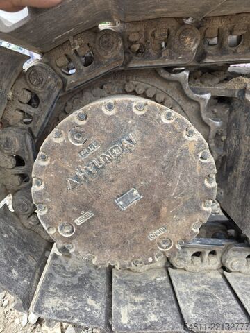 Crawler excavator Hyundai HX235 ALCR