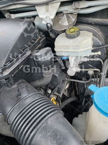 Yüksek tavanlı panelvan MERCEDES-BENZ Sprinter 516 CDI / 4X4 ALLRAD / Mixto 6 Sitze