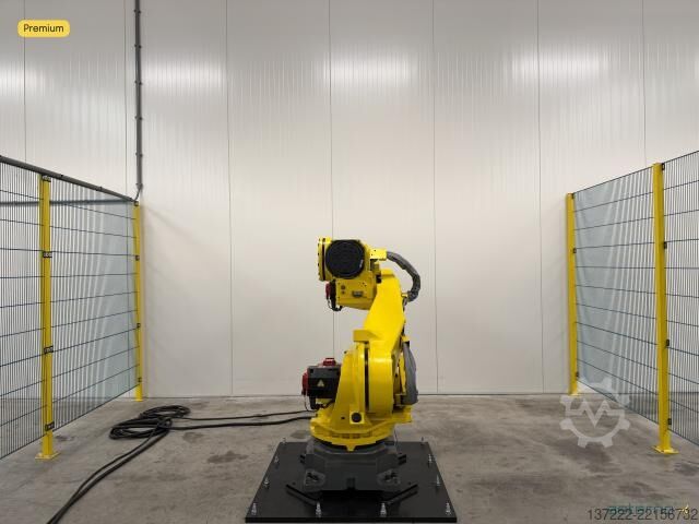 1년 보증이 적용되는 리퍼브 로봇 FANUC R-2000iB/210F