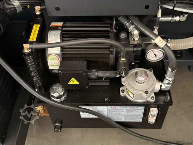 Strung CNC axa C DOOSAN PUMA GT3100M Doosan Puma GR3100M