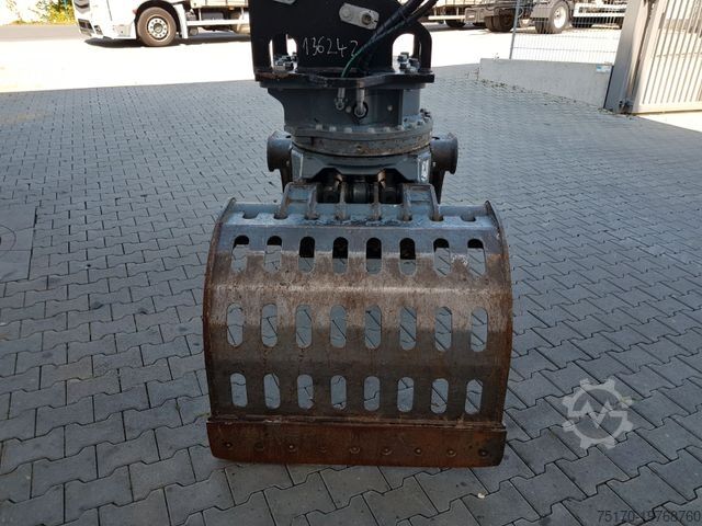 Mobiele graafmachine SENNEBOGEN 817E / nur: 1.374h / 2019 / Sortiergreifer