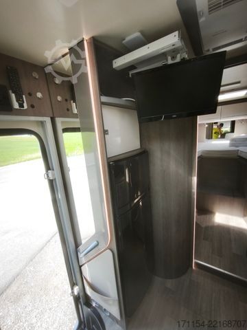 Интегрированный автодом MOBILVETTA K-Silver I 59, Längsbetten, Solar, Klima, TV,