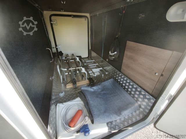Интегрированный автодом MOBILVETTA K-Silver I 59, Längsbetten, Solar, Klima, TV,