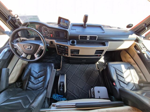 Sistema a braccio con gancio MAN TGX 35.500 8x4*4 - Hyva Hooklift - Custom inter...