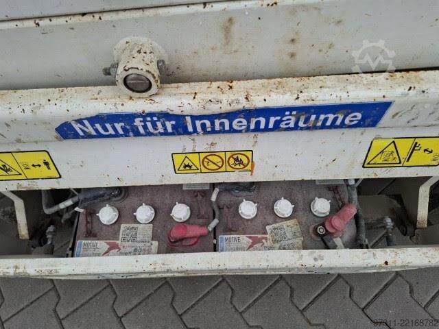 Škarjasto dvigalo JLG 2632ES
