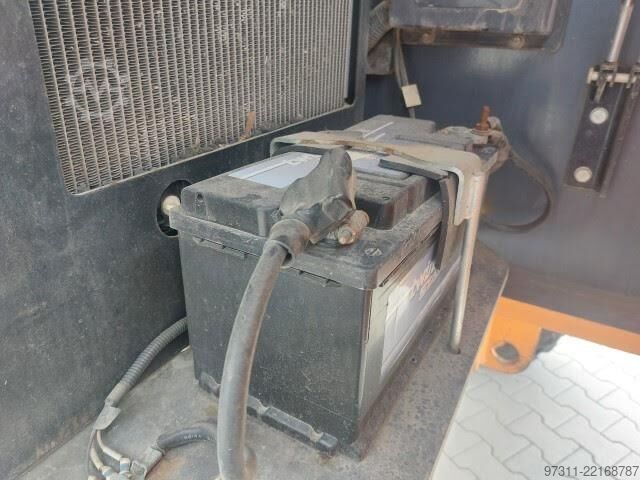 Teleskopska platforma Aichi SP14CJ