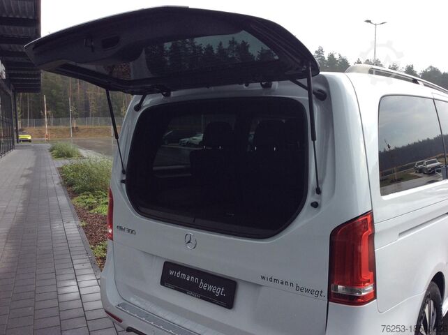 Kleinbus Mercedes-Benz EQV 300 lang (7 Sitzer) SpurW Sport Navi ACC LM