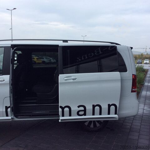 Kleinbus Mercedes-Benz EQV 300 lang (7 Sitzer) SpurW Sport Navi ACC LM