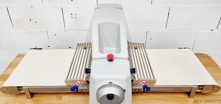 Mesin penipis adonan Rondo Econom 4000 STM 5304