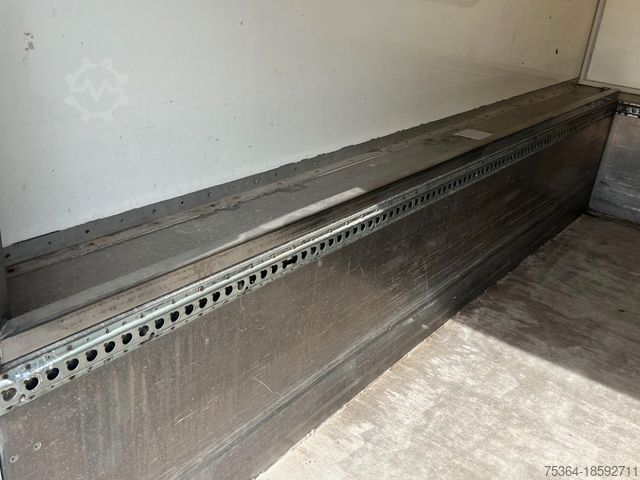 Flokkbíll VOLKSWAGEN T5 Transporter 2.0 Tdi Koffer Alko Luftfederung