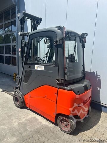 Electric 3-wheel forklift Linde E20PHL-01