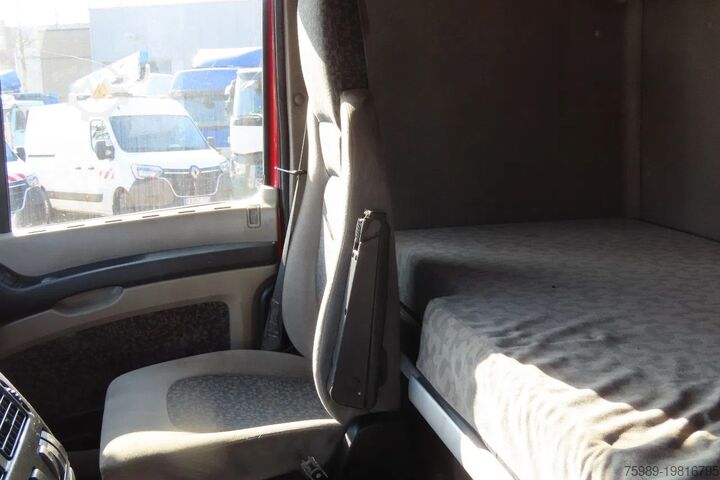 Standard-SZM DAF XF 105.460 Euro5 evv,  2 beds, 2 tanks