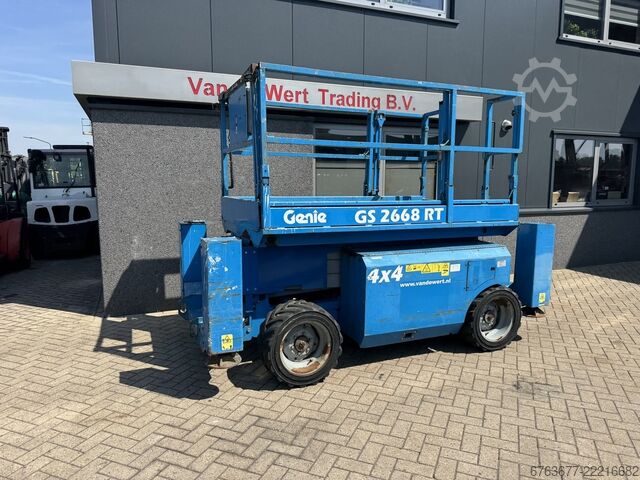 Genie GS 2668 RT lift / arbejdsplatform / sakselift, 10 m arbejdshøjde, 4x4 Kubota diesel, årgang 20 GENIE GS 2668 RT  Hoogwerker / Arbeitsbuhne / Sciccor 10M werkhoogte 4x4 kubota Diesel 2008