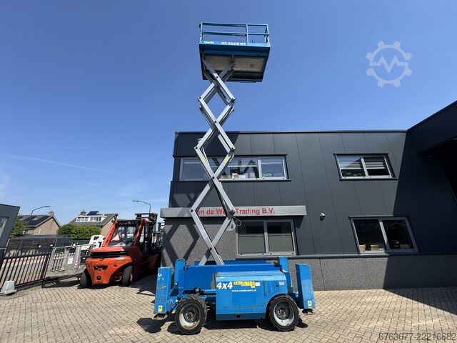 Genie GS 2668 RT lift / arbejdsplatform / sakselift, 10 m arbejdshøjde, 4x4 Kubota diesel, årgang 20 GENIE GS 2668 RT  Hoogwerker / Arbeitsbuhne / Sciccor 10M werkhoogte 4x4 kubota Diesel 2008