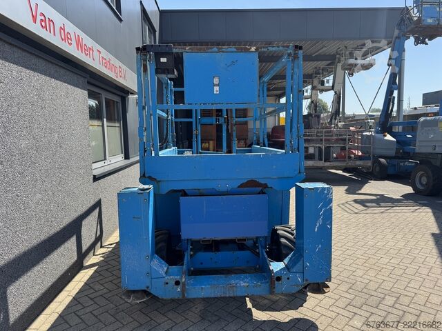 Genie GS 2668 RT lift / arbejdsplatform / sakselift, 10 m arbejdshøjde, 4x4 Kubota diesel, årgang 20 GENIE GS 2668 RT  Hoogwerker / Arbeitsbuhne / Sciccor 10M werkhoogte 4x4 kubota Diesel 2008