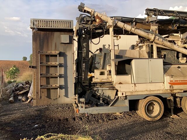 Рециклатор на асфалт Wirtgen KMA 200