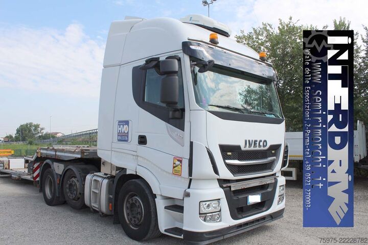 Tipper truck Iveco trattore stradale 3 assi ribassato
