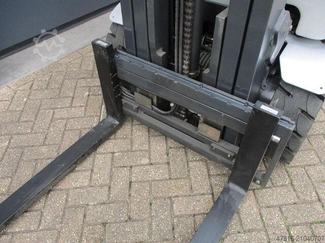 Gaffeltruck STILL RX 60-25