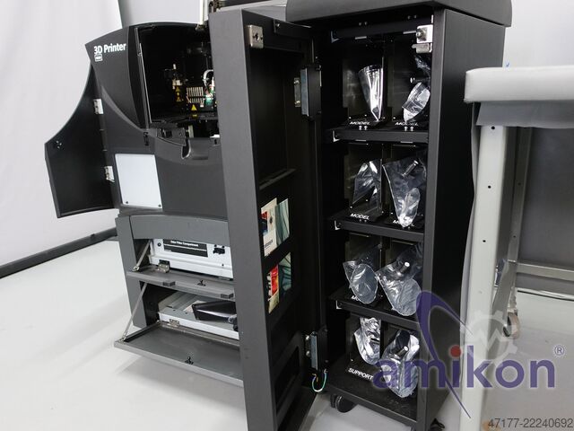 3D принтер с почистваща ръкавна кутия Stratasys Objet 260 Connex 2