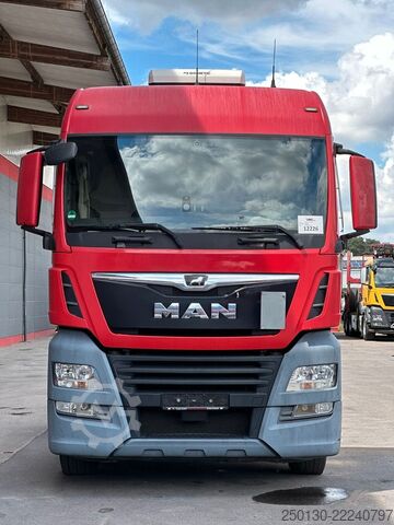 Standard tractor unit MAN TGX 18.460 4x2 BLS /N-HC/ACC/EBA2/Klima/Navi