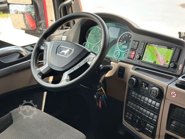 Standard tractor unit MAN TGX 18.460 4x2 BLS /N-HC/ACC/EBA2/Klima/Navi