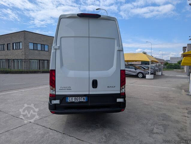 Van atap tinggi Iveco DAILY 35C12 V 4100 H3 Quad-Tor RG