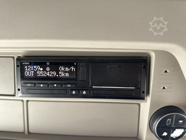স্ট্যান্ডার্ড ট্রাক্টর ইউনিট Iveco S WAY 530