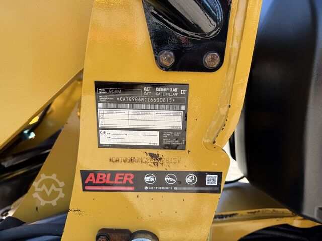 Carregadeira Caterpillar 906M Radlader 55 kW 5600 kg