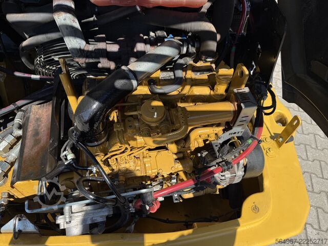 Carregadeira Caterpillar 906M Radlader 55 kW 5600 kg