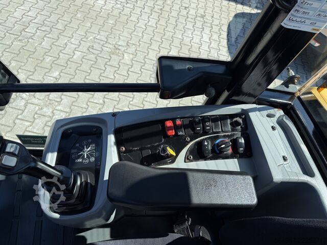 Carregadeira Caterpillar 906M Radlader 55 kW 5600 kg
