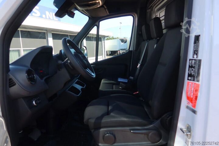 Furgão frigorífico Mercedes-Benz 317CDI L2/H2 Automaat Carrier Xarios koelen/vri...