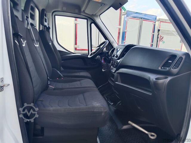 фургон с кашон Iveco Daily 35